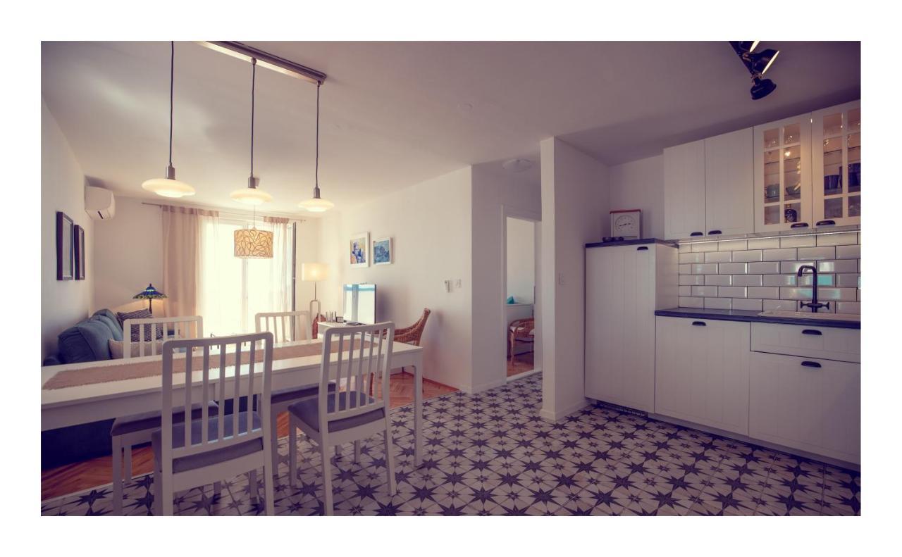 Condo With A Breathtaking View ドゥブロブニク エクステリア 写真