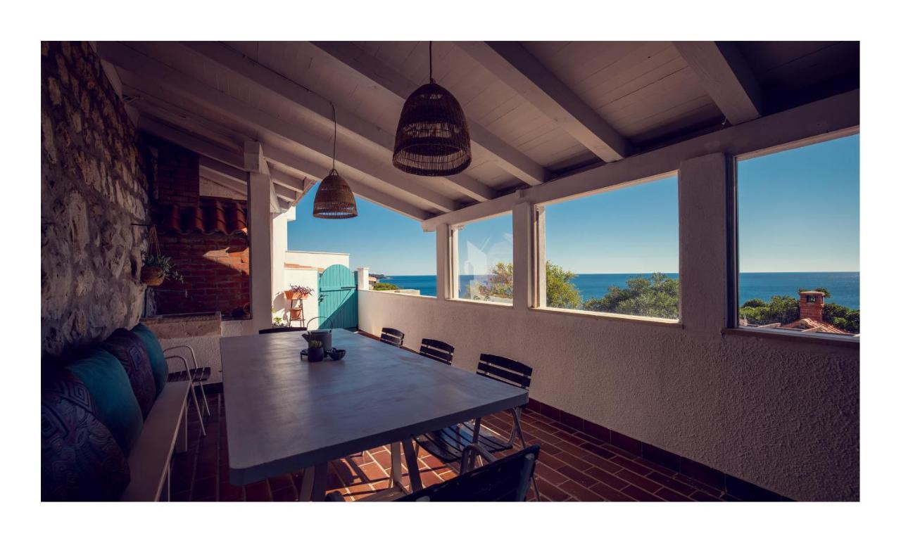 Condo With A Breathtaking View ドゥブロブニク エクステリア 写真