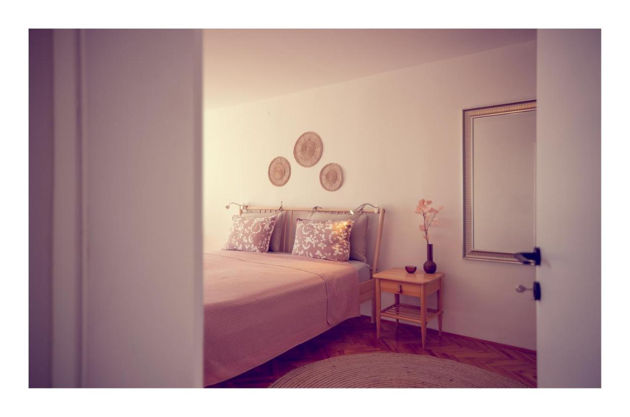 Condo With A Breathtaking View ドゥブロブニク エクステリア 写真